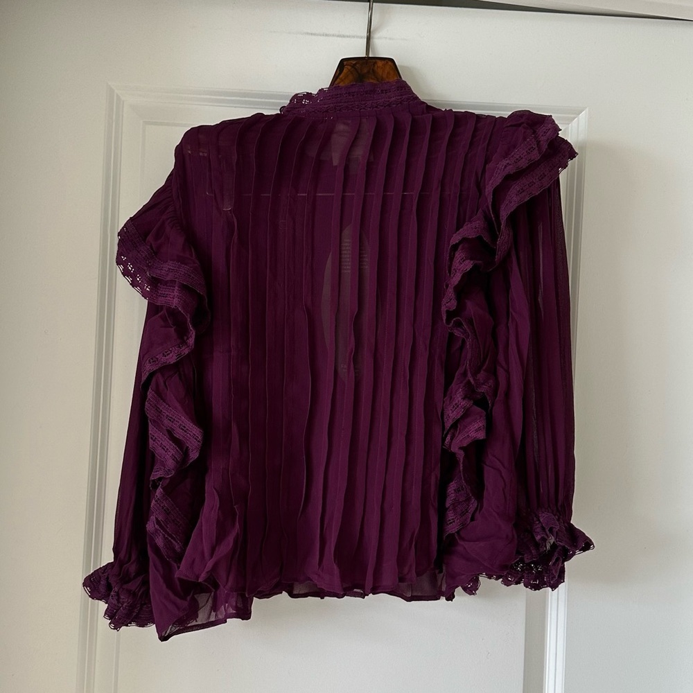 Farm Rio Burgundy Ruffle Blouse - Picture 8 of 9